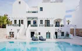 Sellada Beach Perissa (santorini) 4*